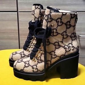 Gucci GG logo winter ankle boots with removable straps size 36 black beige cream